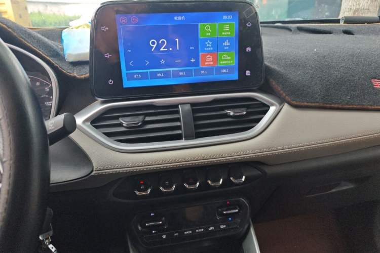 Used Baojun 510 2019 1.5L Manual Enjoyment Model 77kW China VI Emission Standard Audio And AC Panel