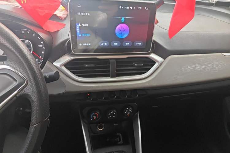 Used Baojun 510 2019 1.5L Manual Jingxiang Model 77kW China VI Emission Standard Audio And AC Panel