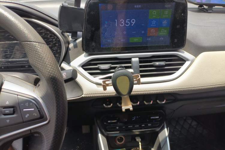Used Baojun 510 2019 1.5L Manual Enjoyment Model 77kW China VI Emission Standard Audio And AC Panel