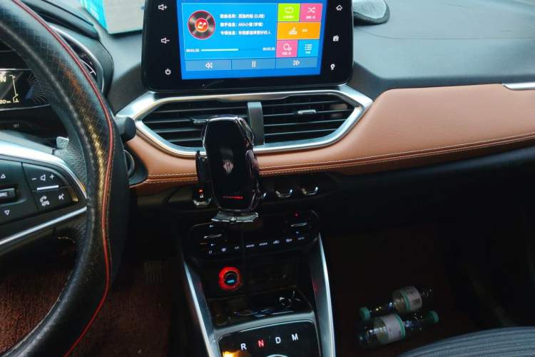 Used Baojun 510 2019 1.5L Automatic Premium Version National V Audio And AC Panel