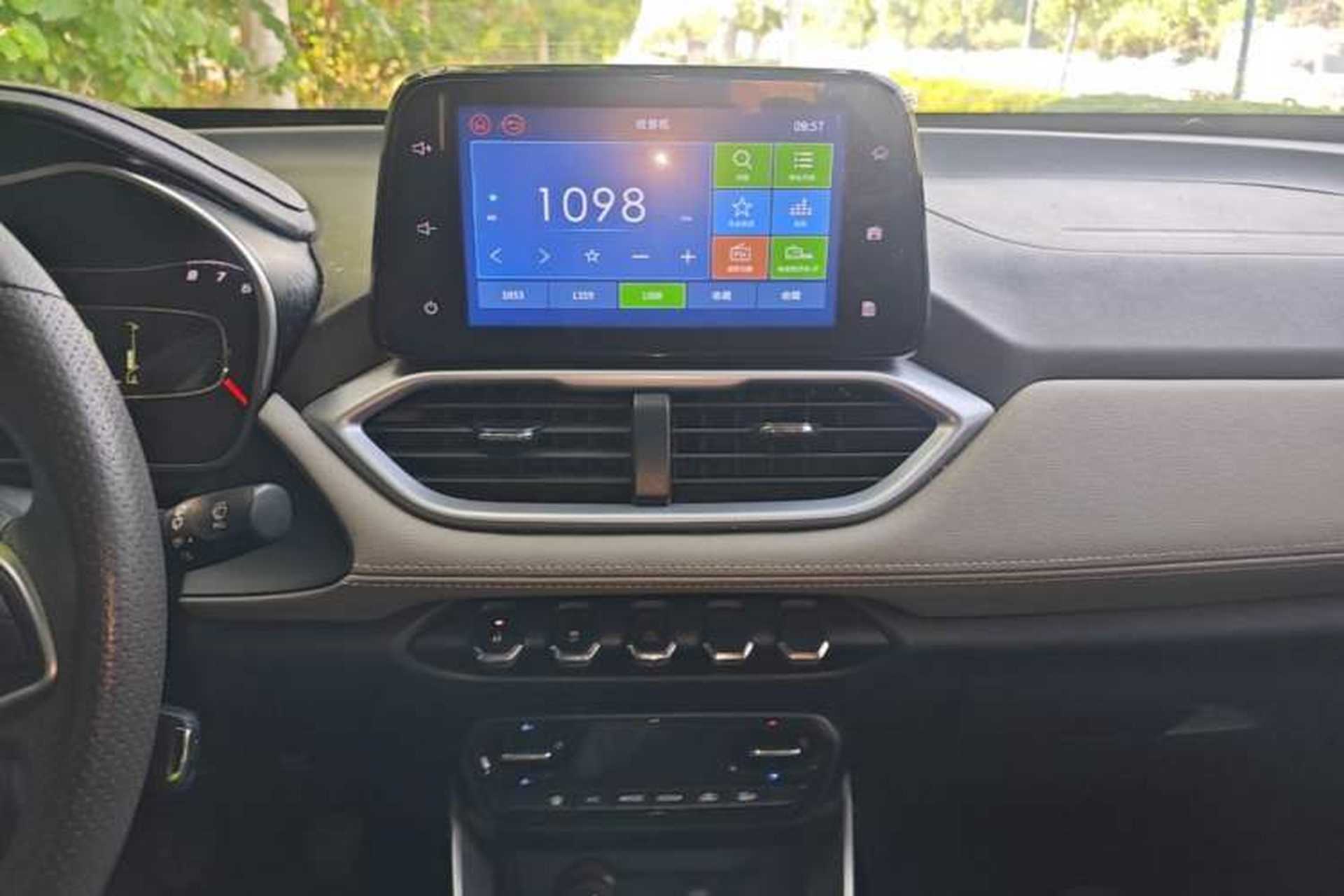 Used Baojun 510 2019 1.5L Manual Enjoyment Model 77kW China VI Emission Standard Audio And AC Panel
