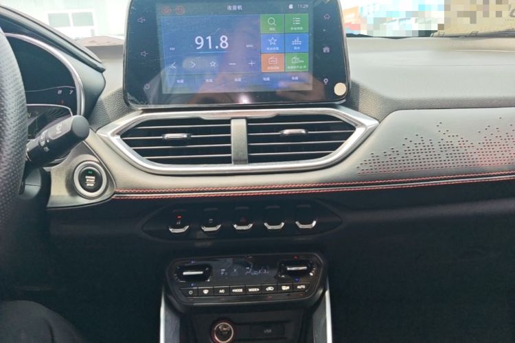 Used Baojun 510 2019 1.5L Automatic Prestige Edition China V Audio And AC Panel