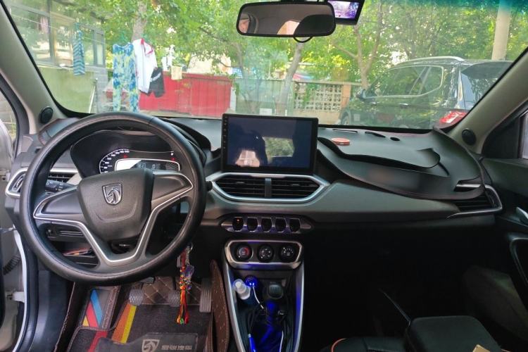 Used Baojun 510 2019 1.5L Manual Jingxiang Model 77kW China VI Emission Standard Center Console