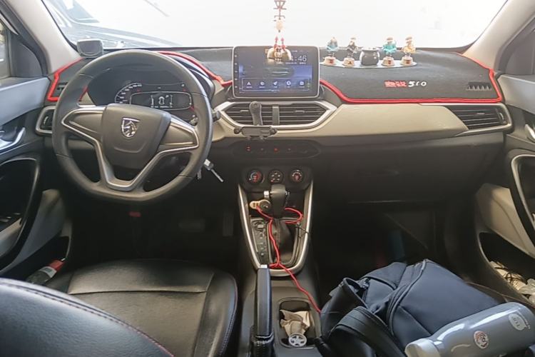 Used Baojun 510 2019 1.5L CVT Enjoyment Model China VI Emission Standard Center Console