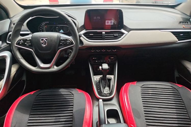 Used Baojun 510 2019 1.5L CVT Enjoyment Model China VI Emission Standard Center Console