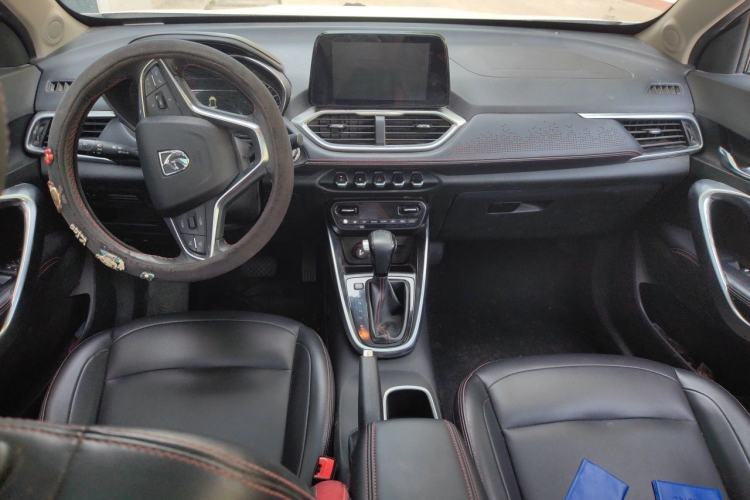 Used Baojun 510 2019 1.5L CVT Enjoyment Model China VI Emission Standard Center Console