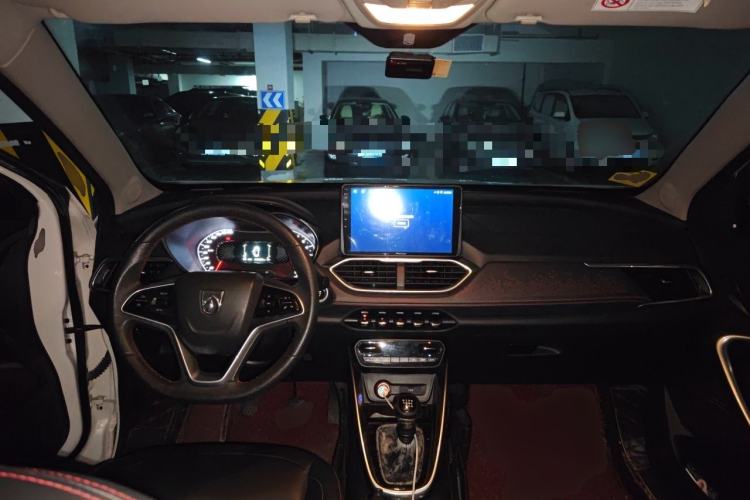 Used Baojun 510 2019 1.5L Manual Prestige Version China V Emission Standard Center Console