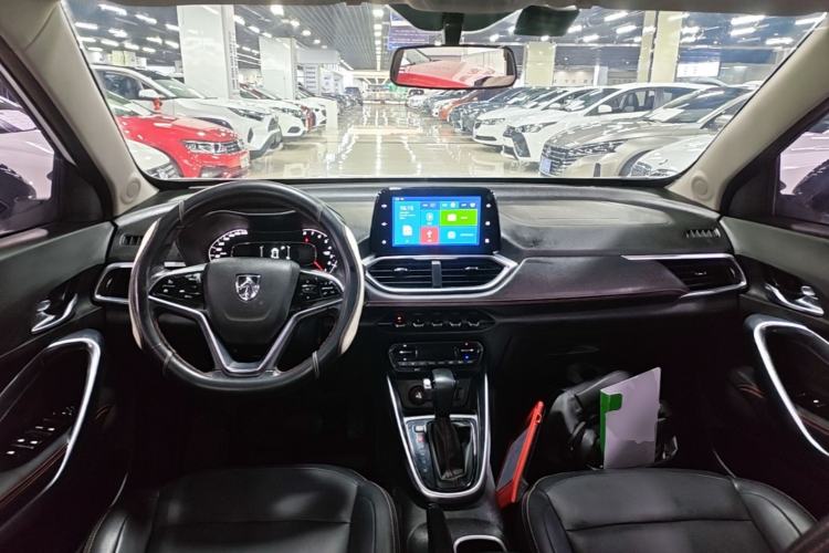 Used Baojun 510 2019 1.5L CVT Enjoyment Model China VI Emission Standard Center Console
