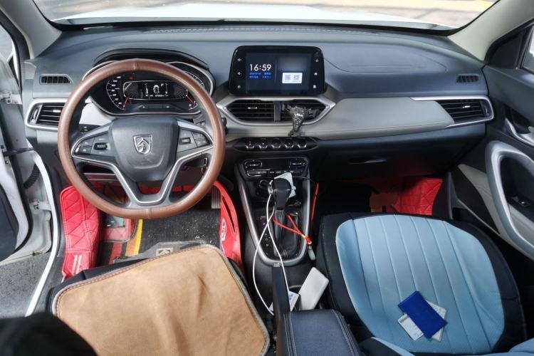 Used Baojun 510 2019 1.5L CVT Enjoyment Model China VI Emission Standard Center Console