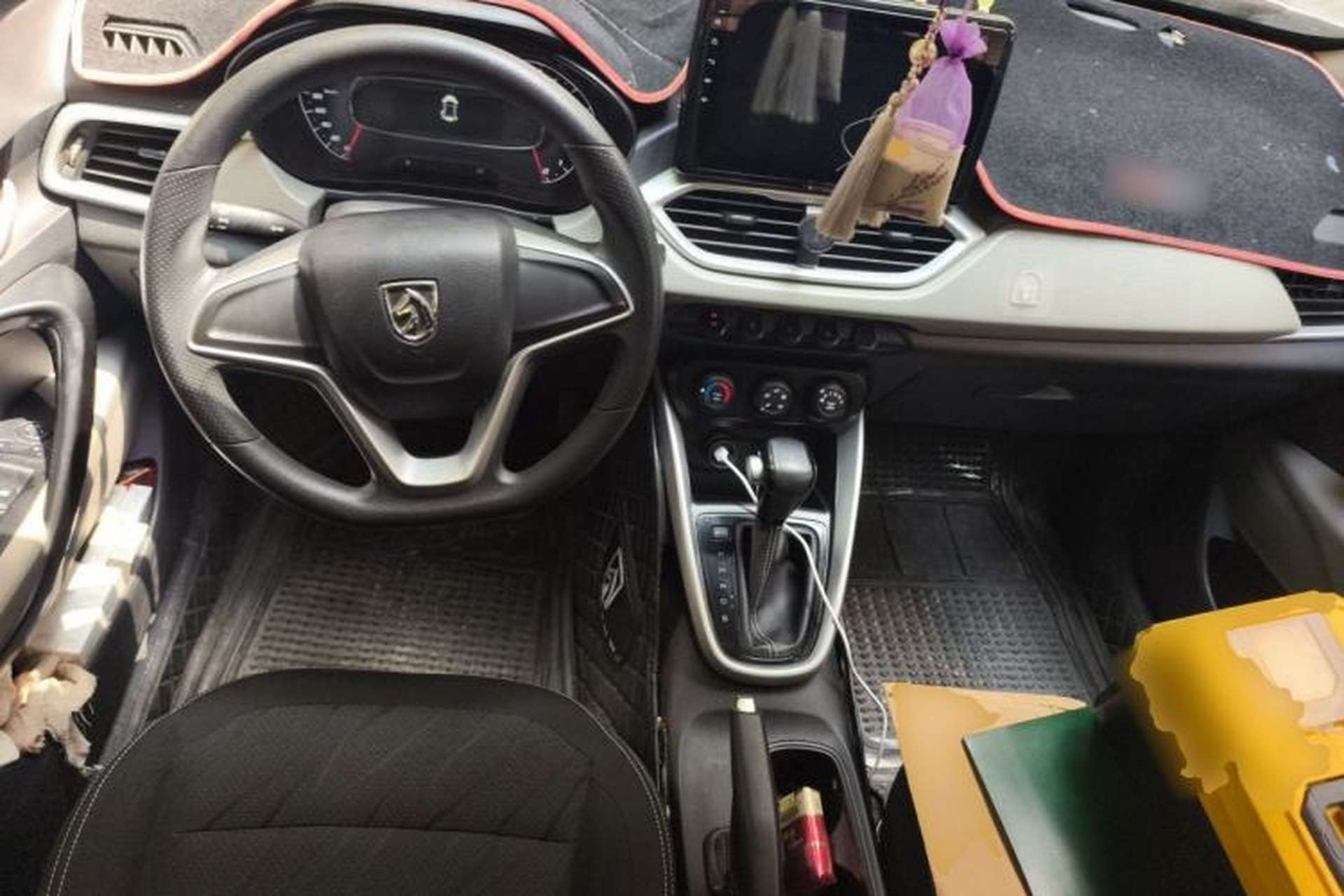 Used Baojun 510 2019 1.5L CVT Enjoyment Model China VI Emission Standard Center Console