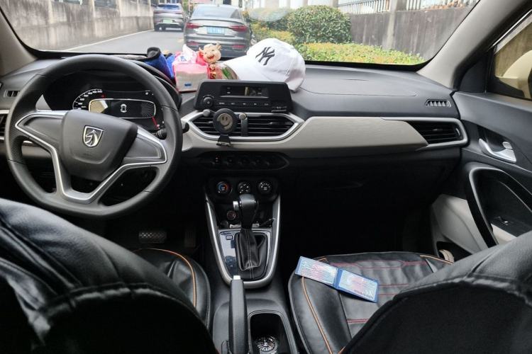 Used Baojun 510 2019 1.5L CVT Enjoyment Model China VI Emission Standard Center Console