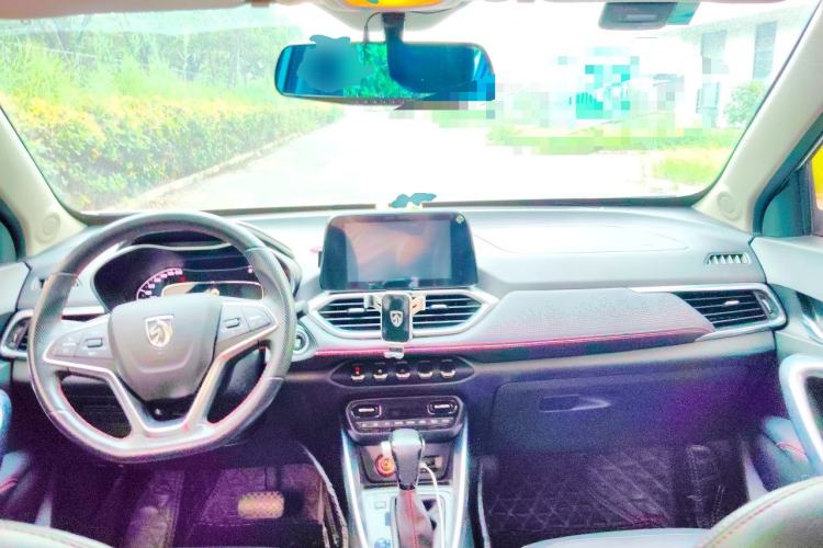 Used Baojun 510 2019 1.5L CVT Enjoyment Model China VI Emission Standard Center Console