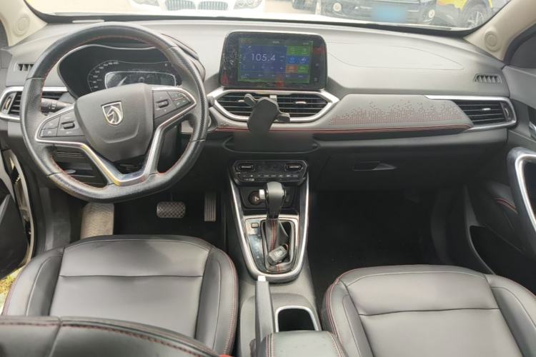 Used Baojun 510 2019 1.5L CVT Enjoyment Model China VI Emission Standard Center Console