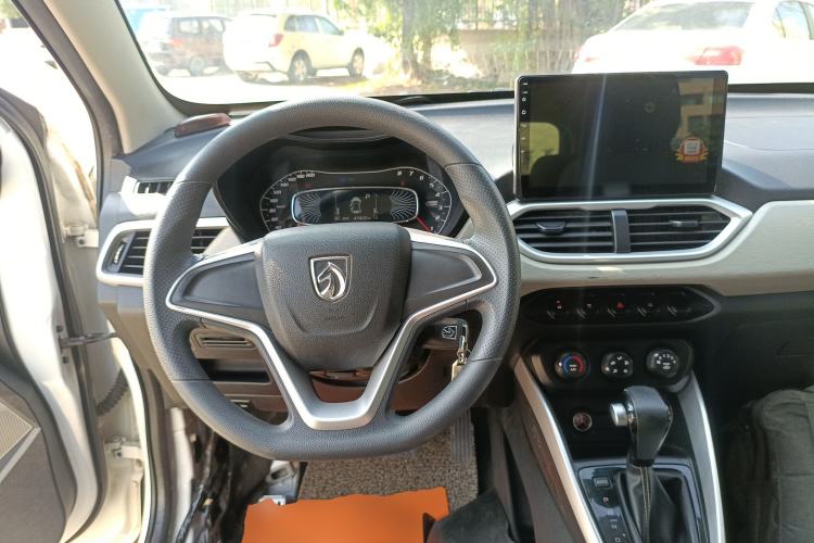 Used Baojun 510 2019 1.5L CVT Enjoyment Model China VI Emission Standard Center Console