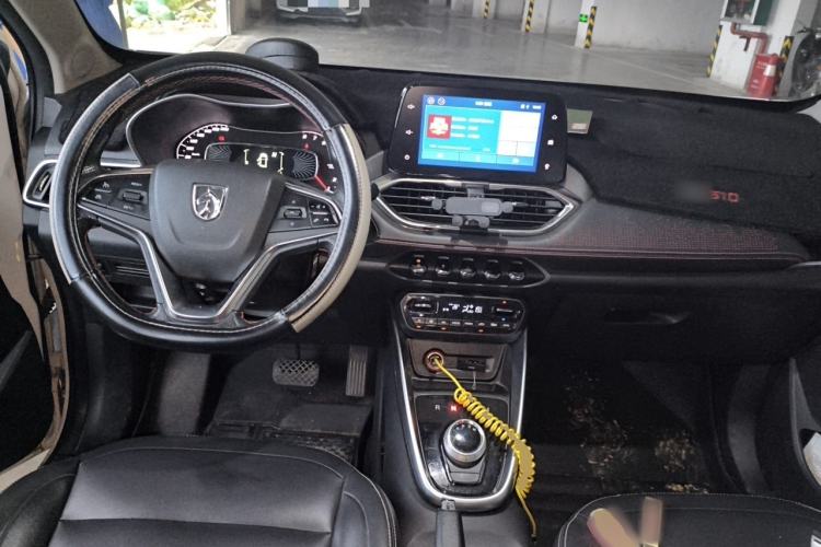 Used Baojun 510 2019 1.5L Automatic Prestige Edition China V Center Console