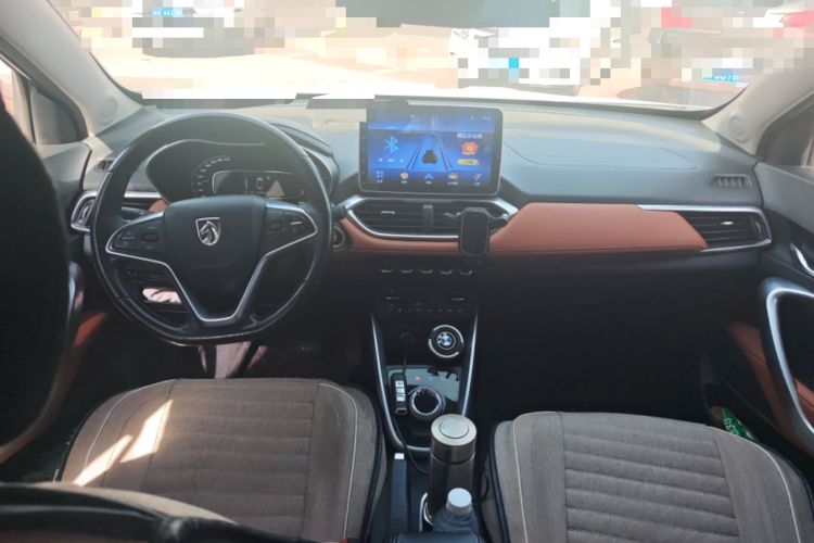 Used Baojun 510 2019 1.5L Automatic Prestige Edition China VI Center Console