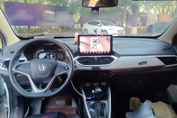 Used Baojun 510 2019 1.5L CVT Enjoyment Model China VI Emission Standard Center Console
