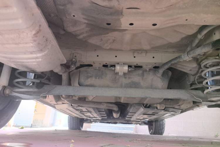 Used Baojun 510 2019 1.5L Manual Jingxiang Model China V Emission Standard Chassis Rear