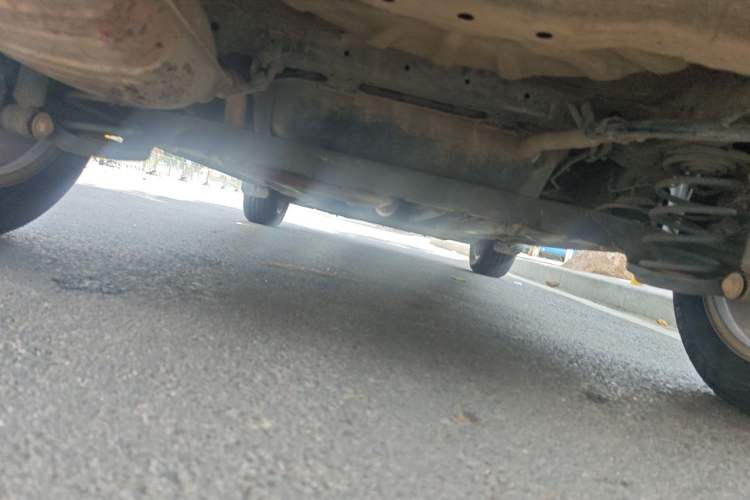 Used Baojun 510 2019 1.5L Manual Prestige Version China V Emission Standard Chassis Rear