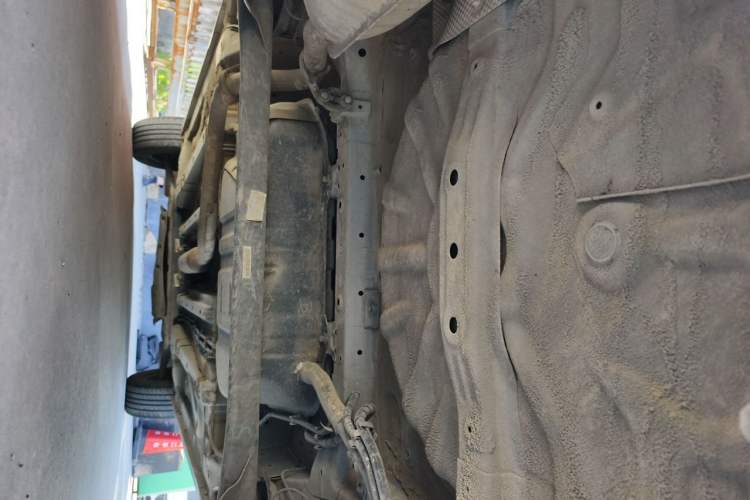 Used Baojun 510 2019 1.5L Manual Jingxiang Model 73kW China VI Emission Standard Chassis Rear