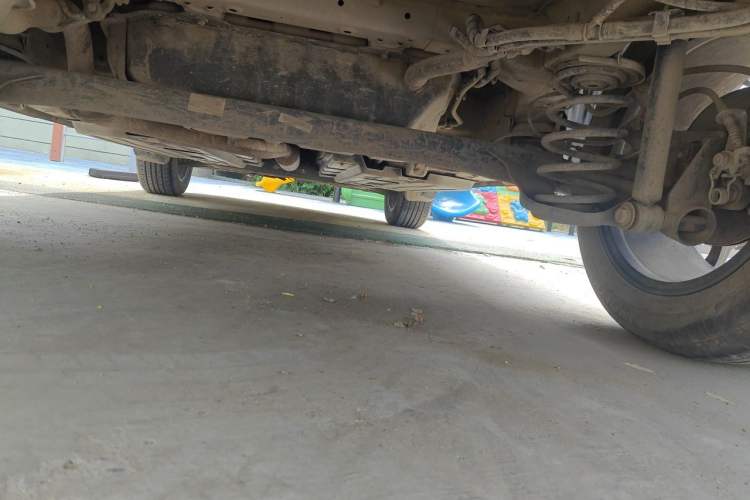 Used Baojun 510 2019 1.5L Manual Jingxiang Model 77kW China VI Emission Standard Chassis Rear
