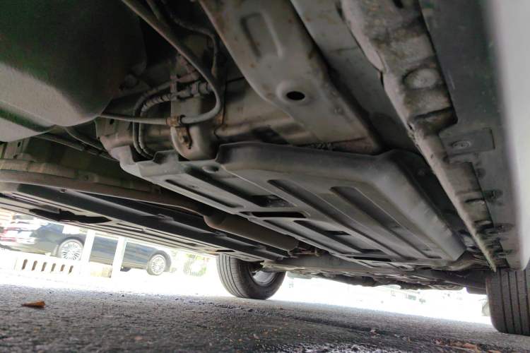 Used Baojun 510 2019 1.5L Manual Prestige Version China V Emission Standard Chassis Rear Right