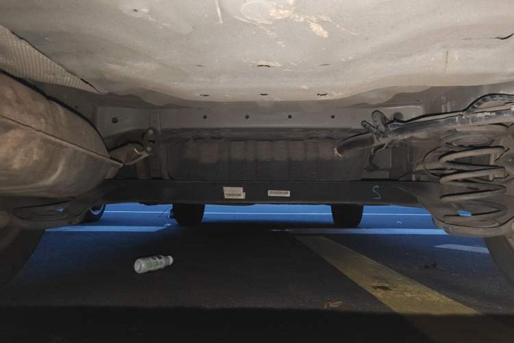 Used Baojun 510 2019 1.5L CVT Enjoyment Model China VI Emission Standard Chassis Rear