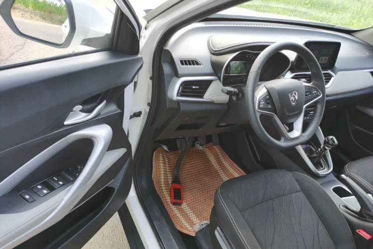 Used Baojun 510 2019 1.5L Manual Enjoyment Model 77kW China VI Emission Standard Driver Seat
