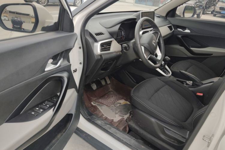 Used Baojun 510 2019 1.5L Manual Jingxiang Model 73kW China VI Emission Standard Driver Seat
