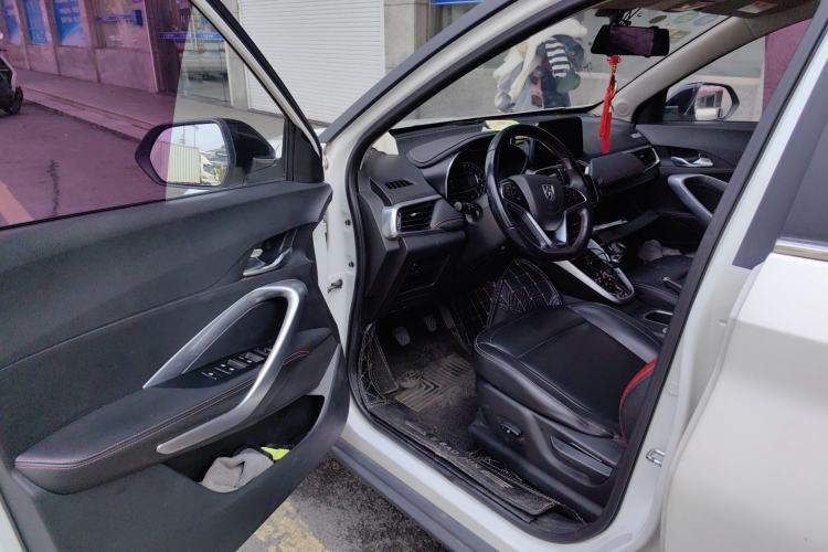 Used Baojun 510 2019 1.5L Manual Prestige Version China V Emission Standard Driver Seat