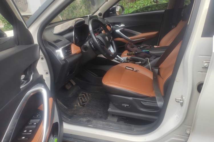 Used Baojun 510 2019 1.5L Automatic Premium Version National V Driver Seat