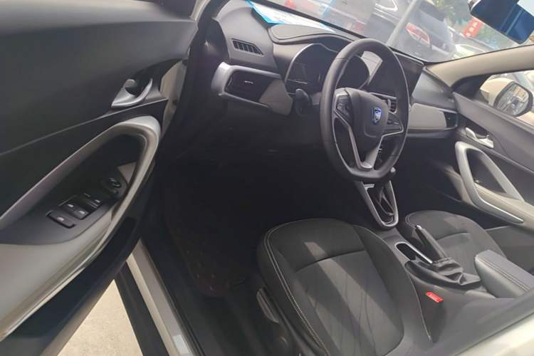 Used Baojun 510 2019 1.5L CVT Enjoyment Model China VI Emission Standard Driver Seat