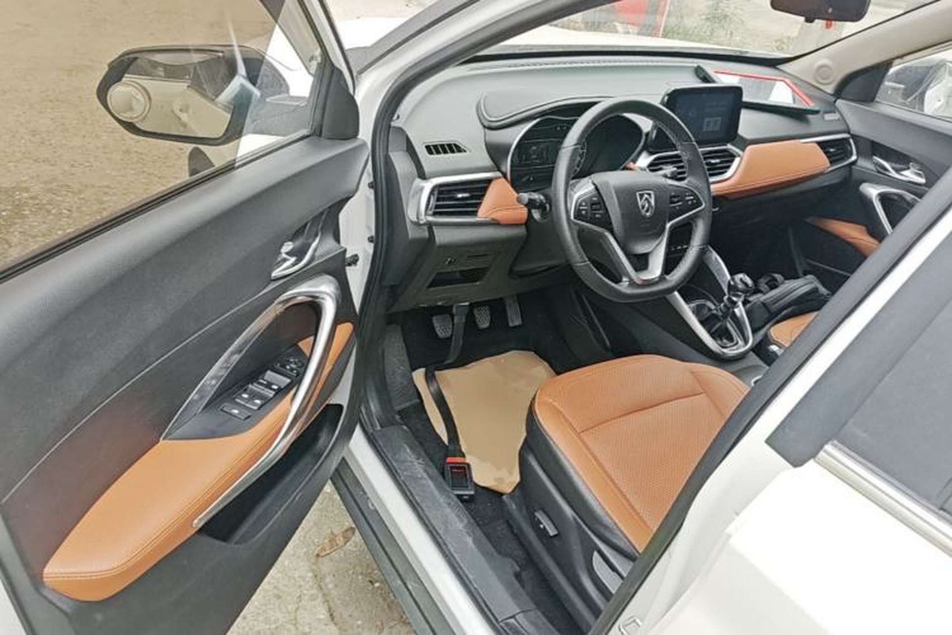 Used Baojun 510 2019 1.5L Manual Enjoyment Model 77kW China VI Driver Seat