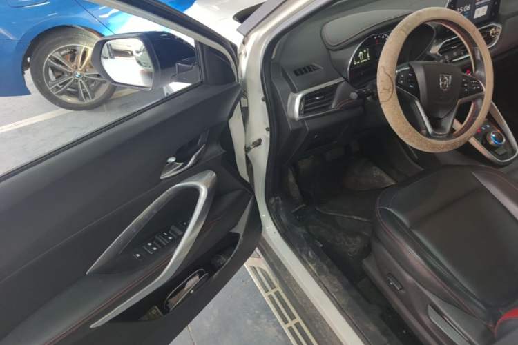 Used Baojun 510 2019 1.5L Automatic Prestige Edition China V Driver Seat