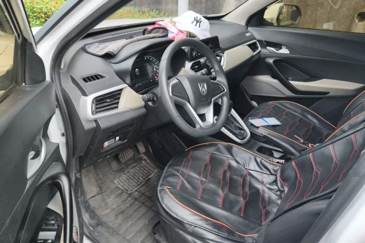 Used Baojun 510 2019 1.5L CVT Enjoyment Model China VI Emission Standard Driver Seat