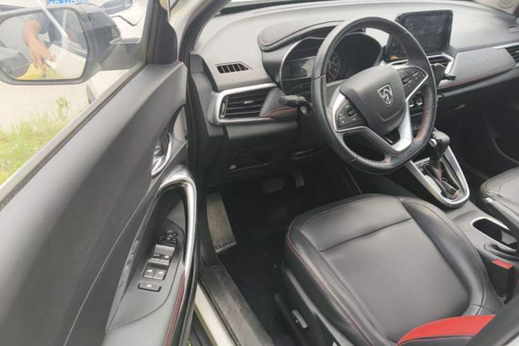 Used Baojun 510 2019 1.5L CVT Enjoyment Model China VI Emission Standard Driver Seat