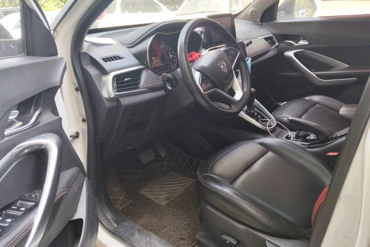 Used Baojun 510 2019 1.5L CVT Enjoyment Model China VI Emission Standard Driver Seat