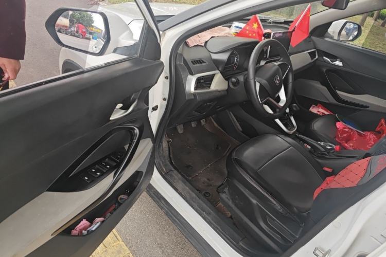 Used Baojun 510 2019 1.5L Manual Jingxiang Model 77kW China VI Emission Standard Driver Seat