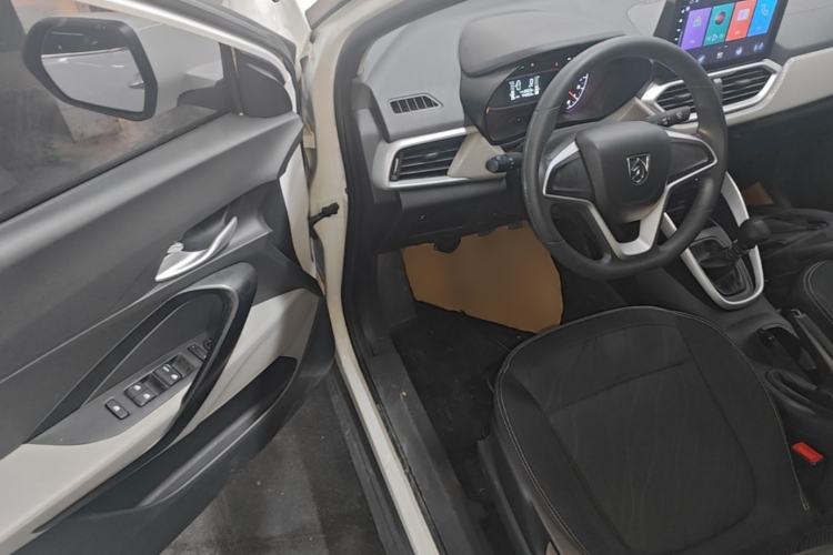 Used Baojun 510 2019 1.5L Manual Jingxiang Model 73kW China VI Emission Standard Driver Seat