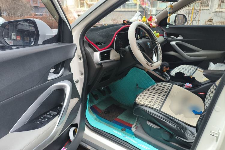 Used Baojun 510 2019 1.5L Manual Enjoyment Model 77kW China VI Emission Standard Driver Seat