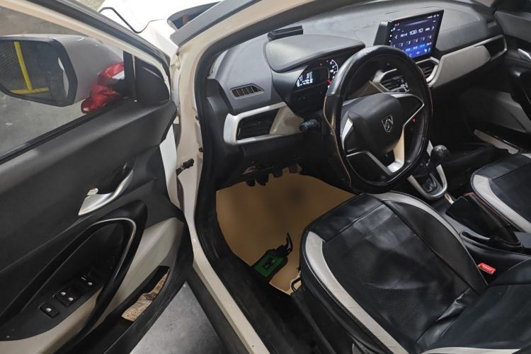 Used Baojun 510 2019 1.5L Manual Jingxiang Model 73kW China VI Emission Standard Driver Seat