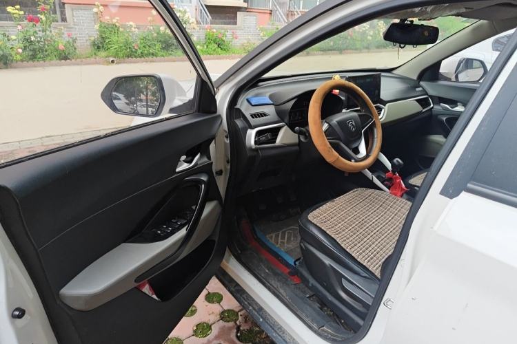 Used Baojun 510 2019 1.5L Manual Jingxiang Model China V Emission Standard Driver Seat