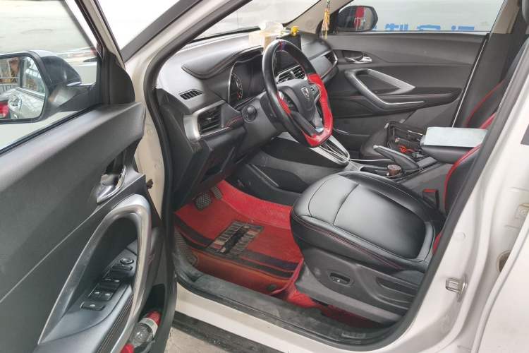 Used Baojun 510 2019 1.5L CVT Enjoyment Model China VI Emission Standard Driver Seat