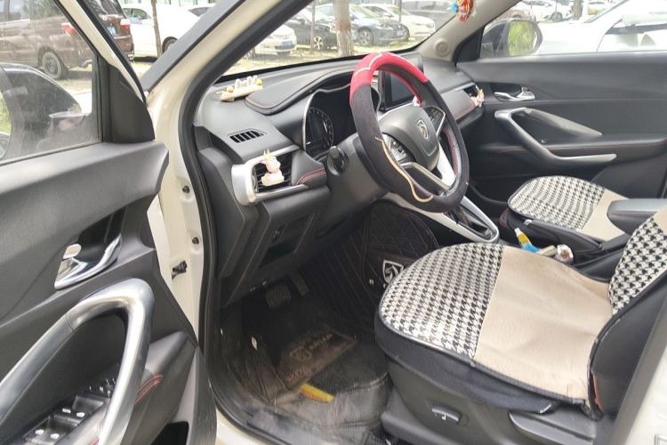 Used Baojun 510 2019 1.5L CVT Enjoyment Model China VI Emission Standard Driver Seat