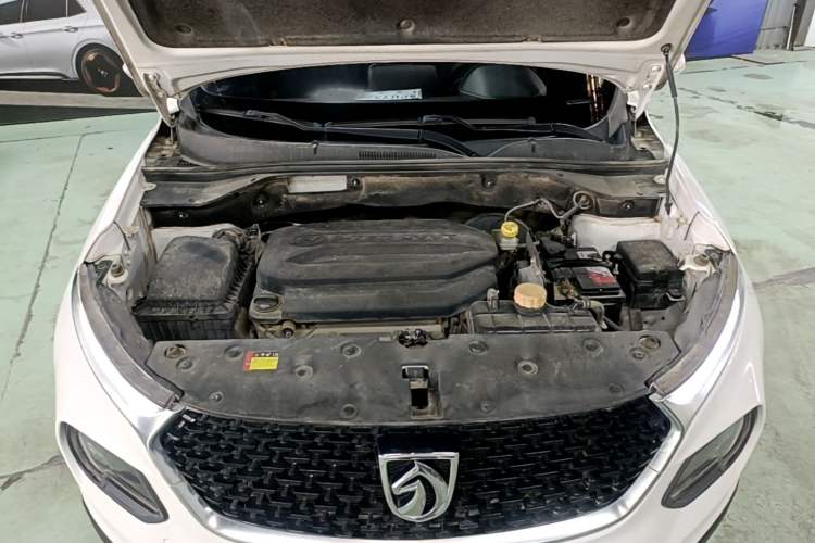 Used Baojun 510 2019 1.5L Manual Enjoyment Model 77kW China VI Emission Standard Engine Bay