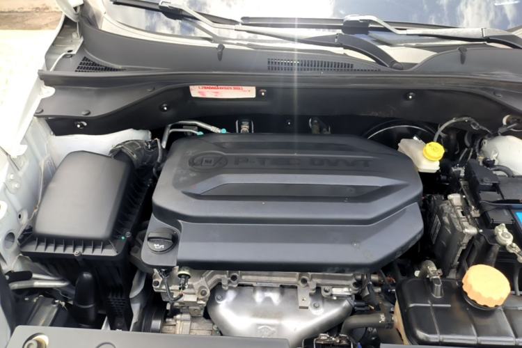Used Baojun 510 2019 1.5L Automatic Enjoyment Model China V Emission Standard Engine Bay