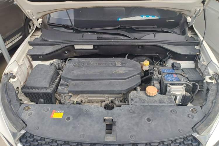 Used Baojun 510 2019 1.5L CVT Enjoyment Model China VI Emission Standard Engine Bay