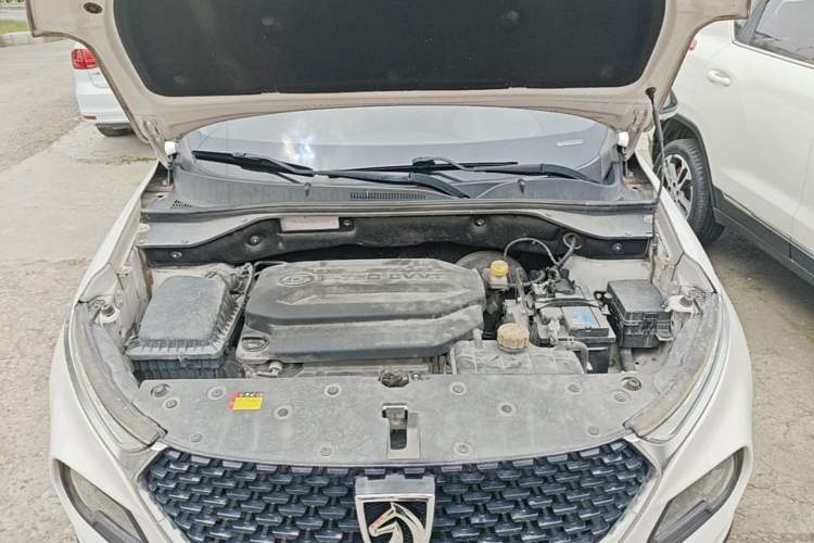 Used Baojun 510 2019 1.5L Manual Enjoyment Model 77kW China VI Engine Bay
