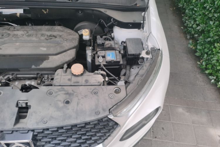 Used Baojun 510 2019 1.5L Manual Enjoyment Model 77kW China VI Emission Standard Engine Bay Left