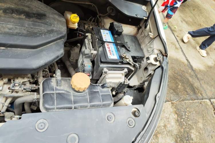 Used Baojun 510 2019 1.5L CVT Enjoyment Model China VI Emission Standard Engine Bay Left